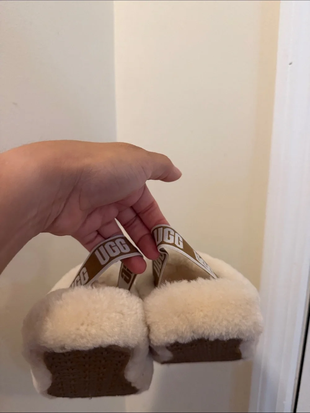 UGG Fluff Yeah Slide Girls